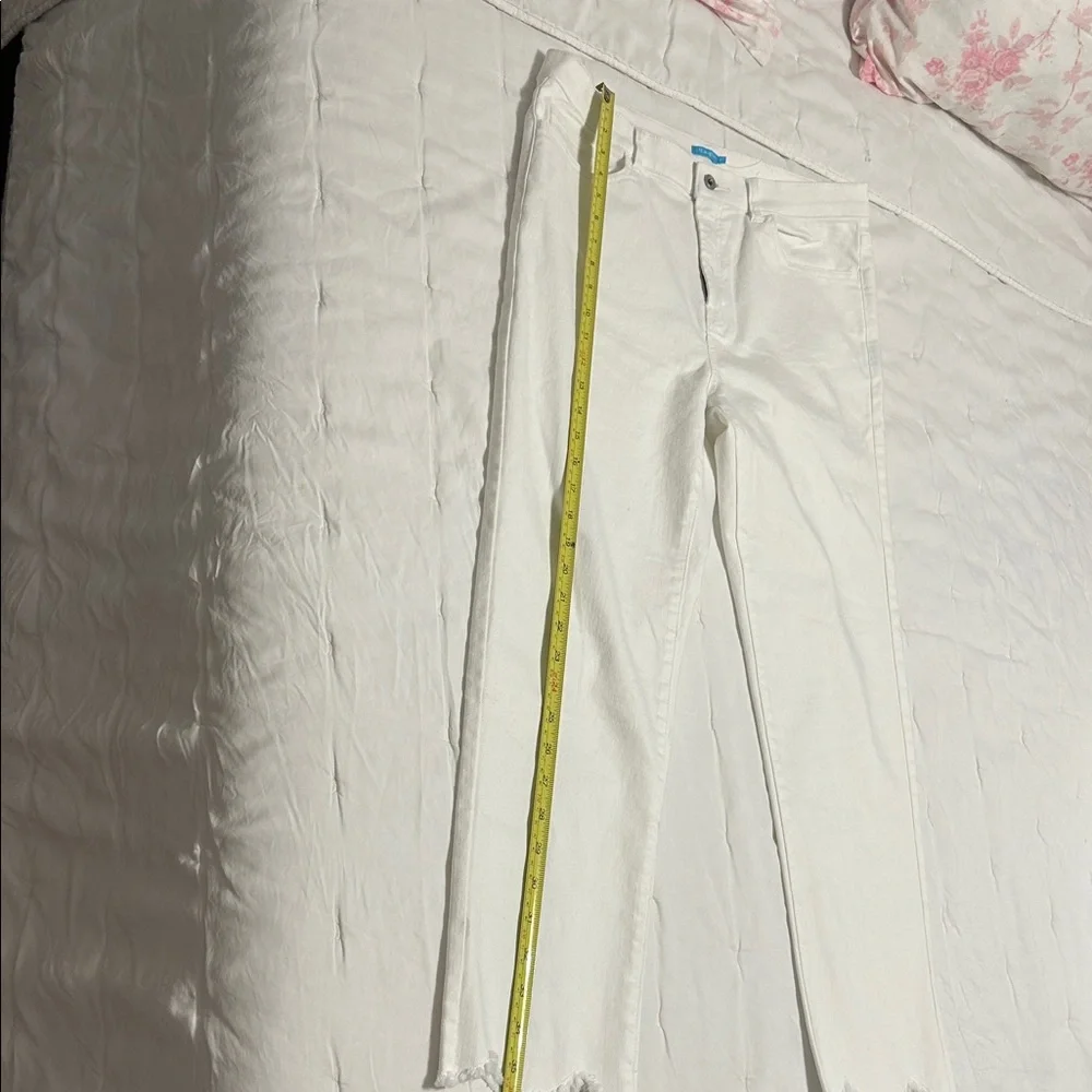 J. McLaughlin White Scallop-Hem Cropped Jeans - Picture 3 of 7